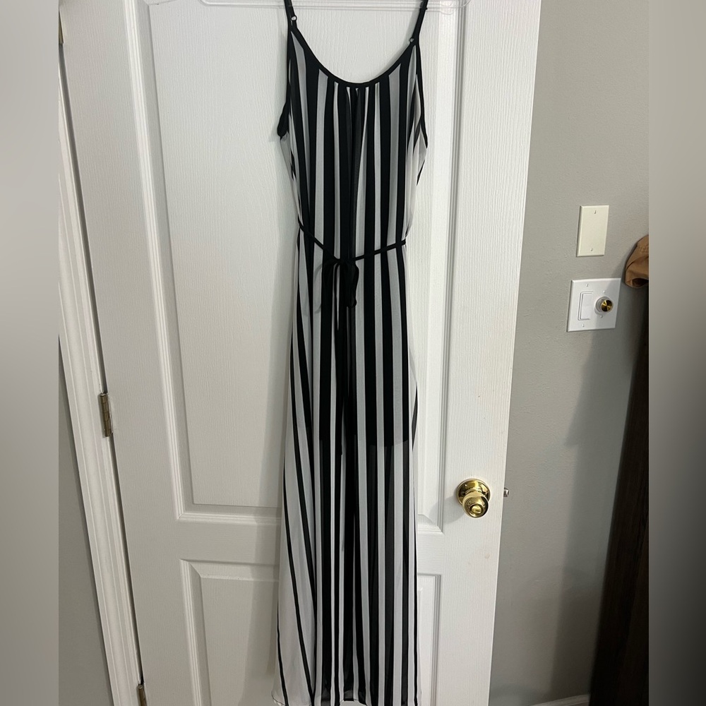 Black & white Fab’rik maxi dress